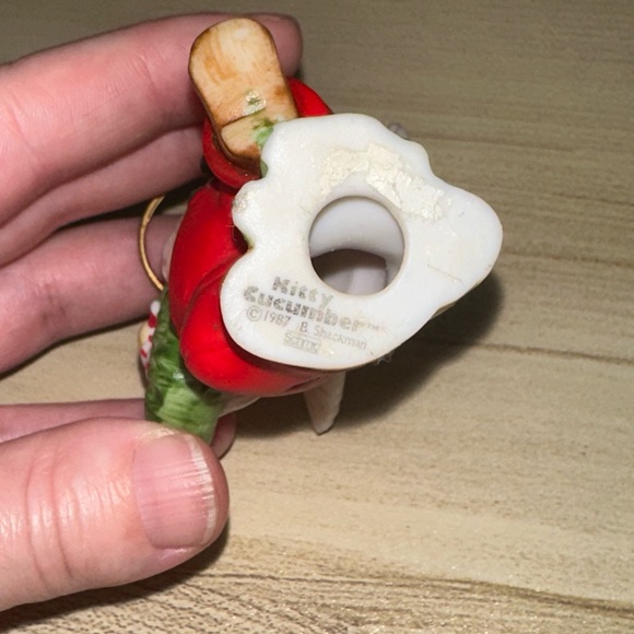 Kitty Cucumber 1987 Cat Wreath Soldier Angel Ornamaent - Picture 5 of 5